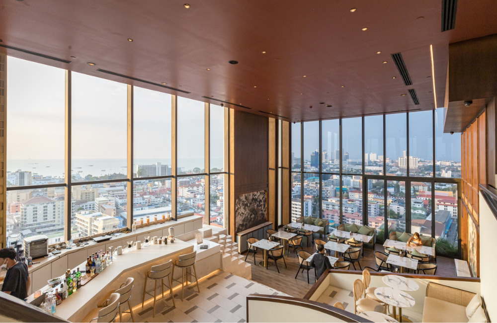 Romantic rooftop restaurant in Pattaya offering panoramic city and sea views, perfect for couples planning a Valentine’s Day 2026 dinner