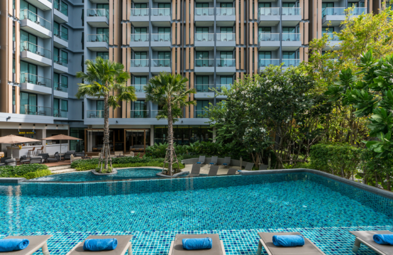 Hotel Amber Pattaya : Koh Larn Pattaya: Best Beaches, Ferry Information & Things to Do