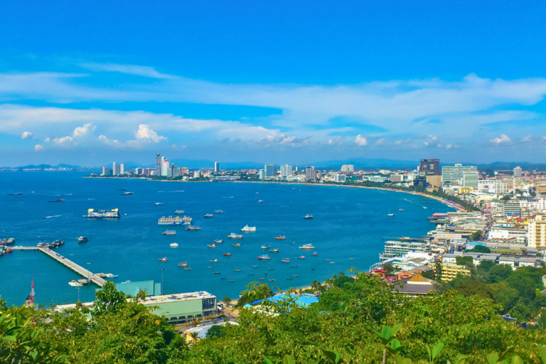 What Are the Top Things to Do Near Hotel Amber Pattaya?