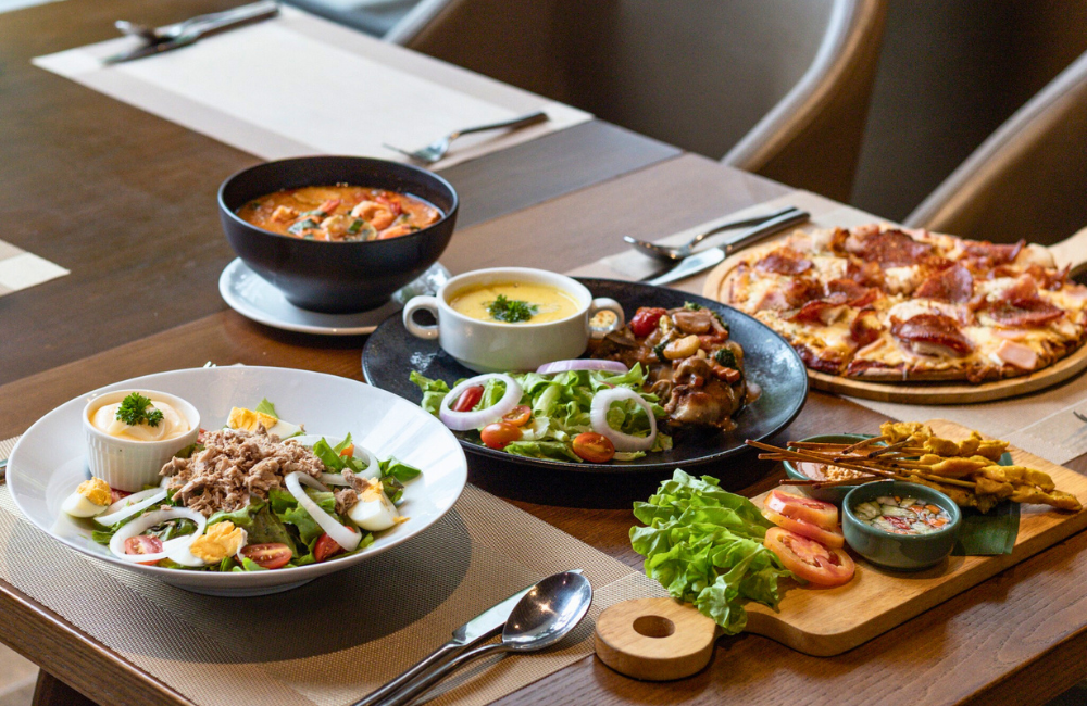 Thai and international dishes served at Mind Bistro, Hotel Amber Pattaya – perfect dining option for a weekend getaway.